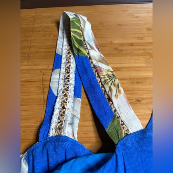 GUC Farm Rio- Floral Blue and White Dress. Size M - Picture 9 of 11